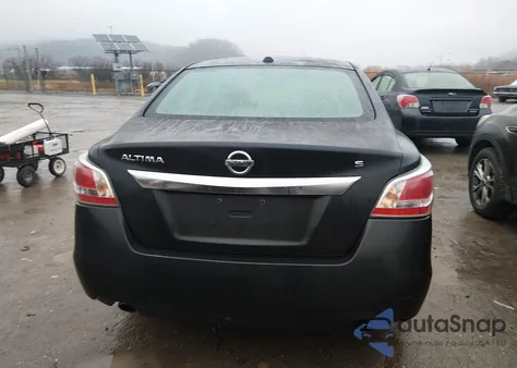 2015 Nissan Altima 2.5/2.5 S/2.5 Sl/2.5 Sv из США, поврежденный, VIN 1N4AL3AP1FC445059